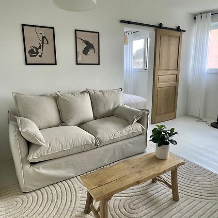 Au Coeur De La Ponetie Apartment Орияк Екстериор снимка
